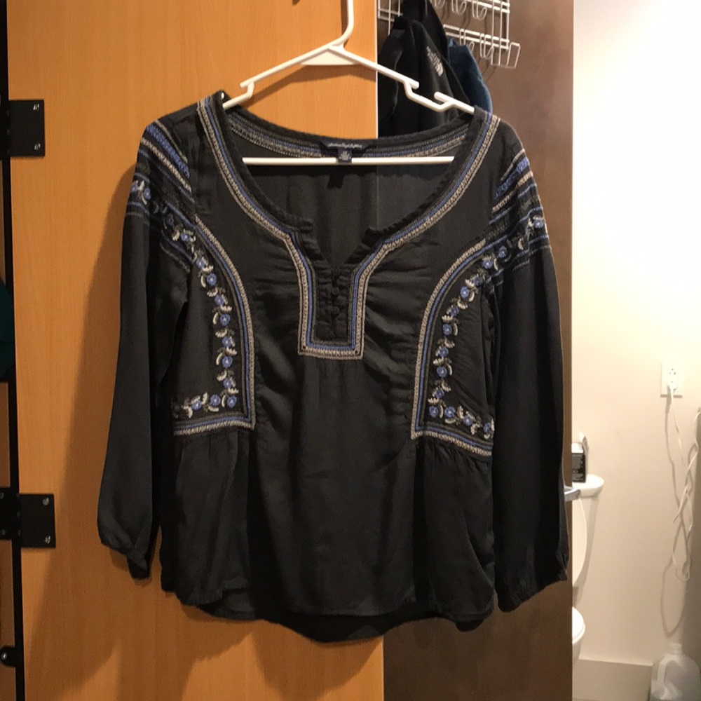 American Eagle Grey Blouse